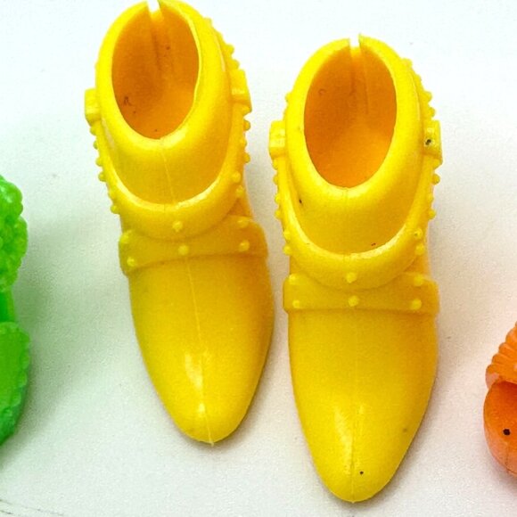 Barbie Doll Shoes 7 Pairs High Heels & Boots Assorted Styles & Colors - Picture 6 of 16